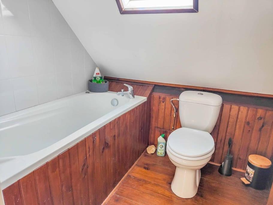 Country Side Haven Two Double Ensuite Bedrooms Couples Exclusive Rate Offered Saint-Michel-de-Montjoie Bagian luar foto